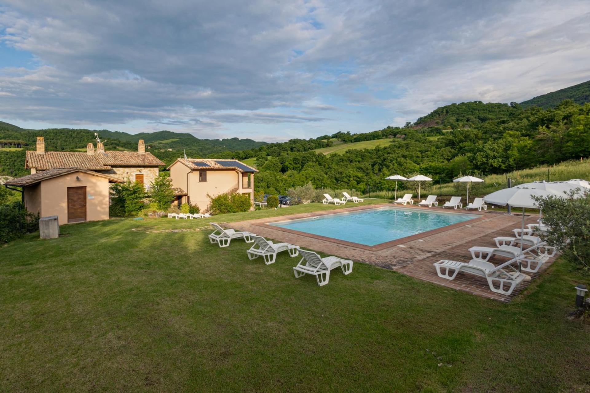 Relais Parco Del Subasio Villa Piano Delle Pieve Екстериор снимка